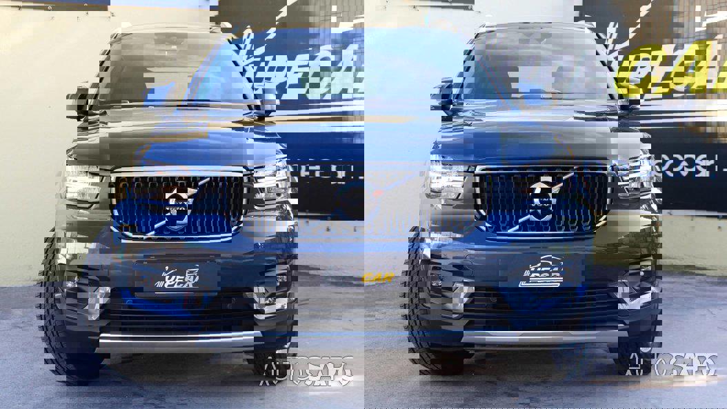 Volvo XC40 1.5 T2 Momentum Plus de 2021