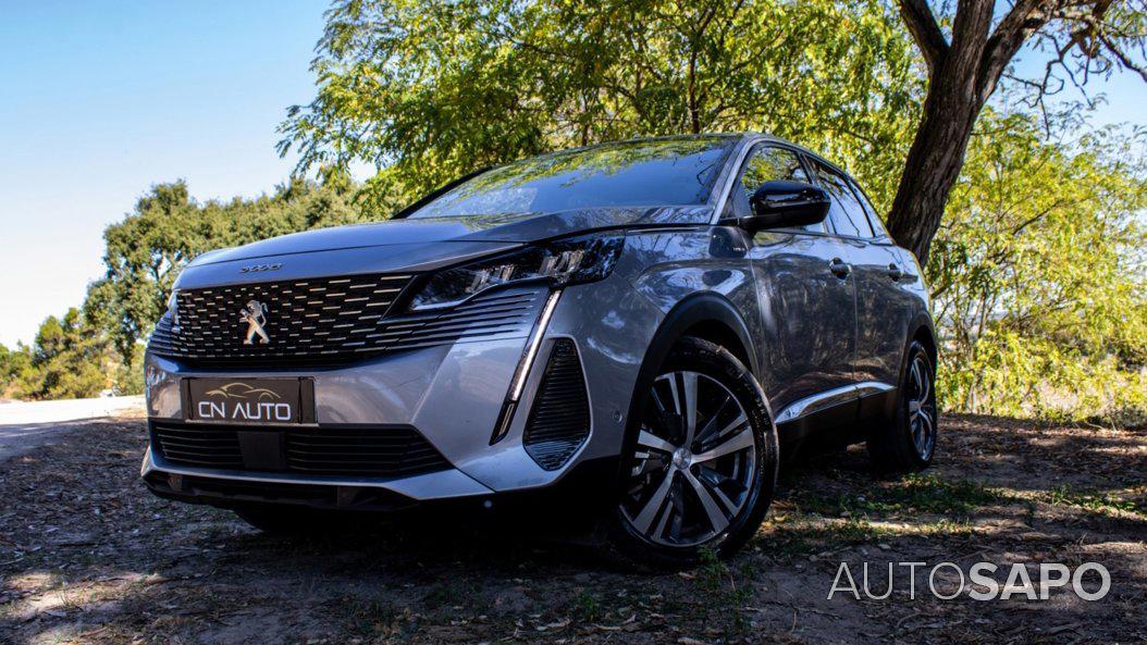 Peugeot 3008 1.6 Hybrid4 Allure Pack e-EAT8 de 2023