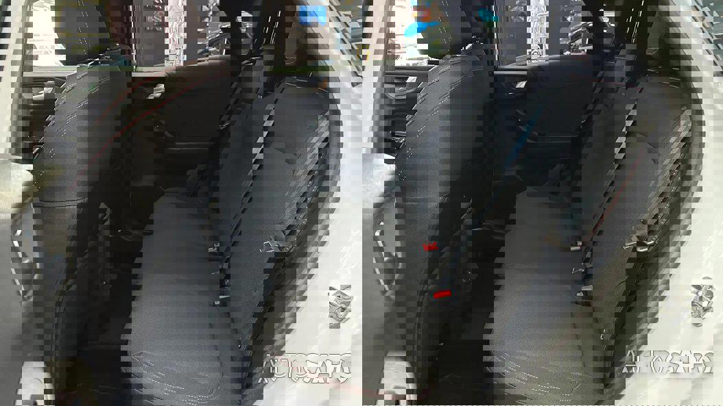 Ford Puma 1.0 EcoBoost MHEV ST-Line de 2025