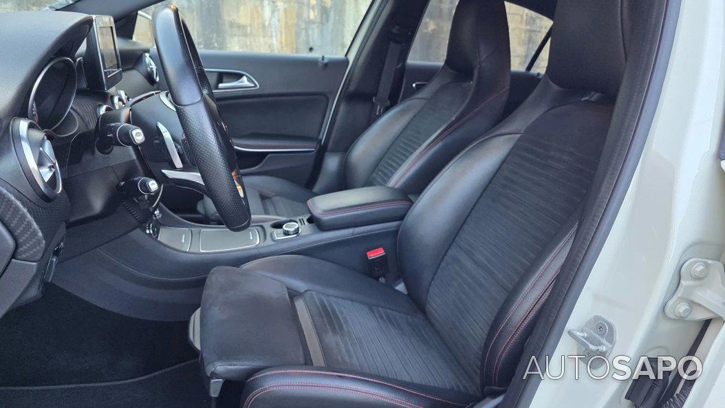 Mercedes-Benz Classe A 200 AMG Line de 2016