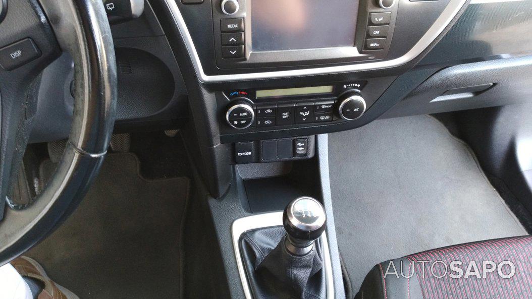 Toyota Auris 1.4 D-4D Comfort+Navi de 2014