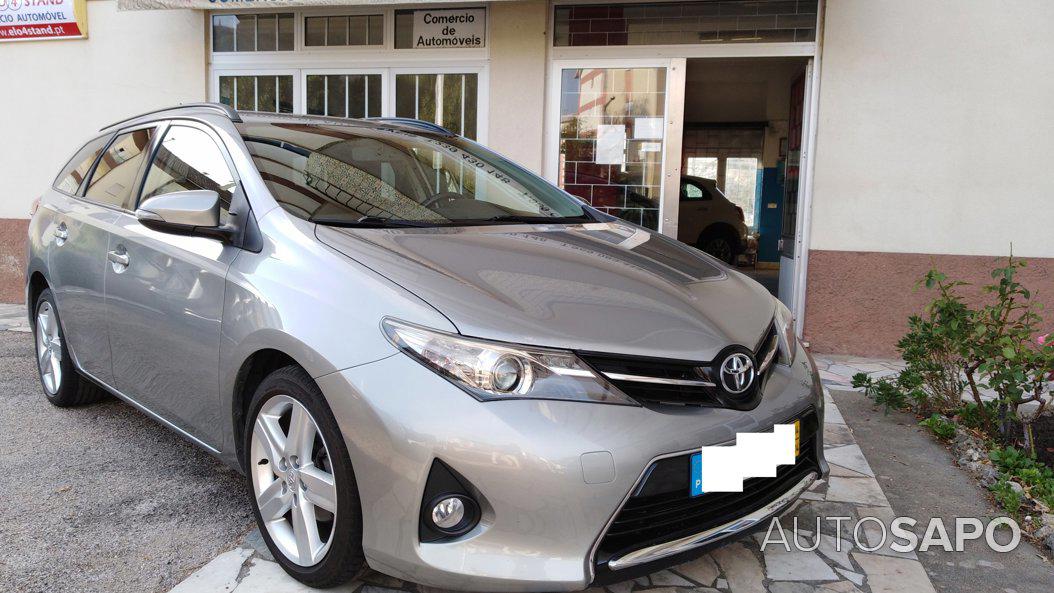 Toyota Auris 1.4 D-4D Comfort+Navi de 2014