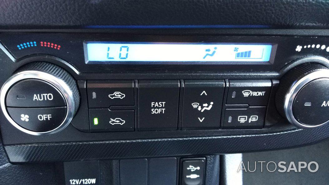 Toyota Auris 1.4 D-4D Comfort+Navi de 2014