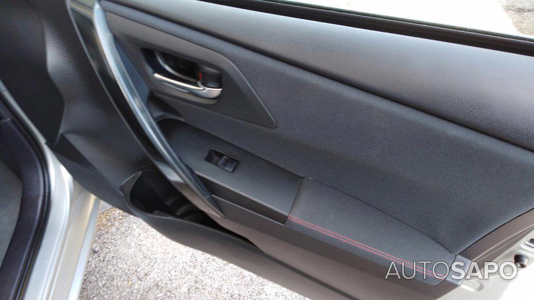 Toyota Auris 1.4 D-4D Comfort+Navi de 2014