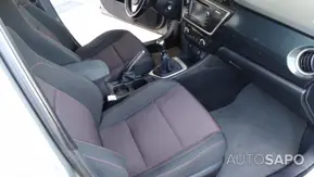 Toyota Auris 1.4 D-4D Comfort+Navi de 2014