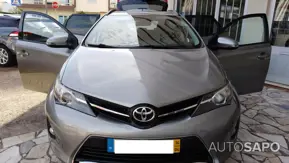Toyota Auris 1.4 D-4D Comfort+Navi de 2014