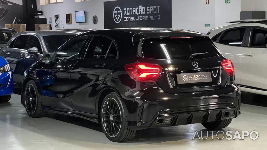 Mercedes-Benz Classe A 180 d AMG Line Aut. de 2017