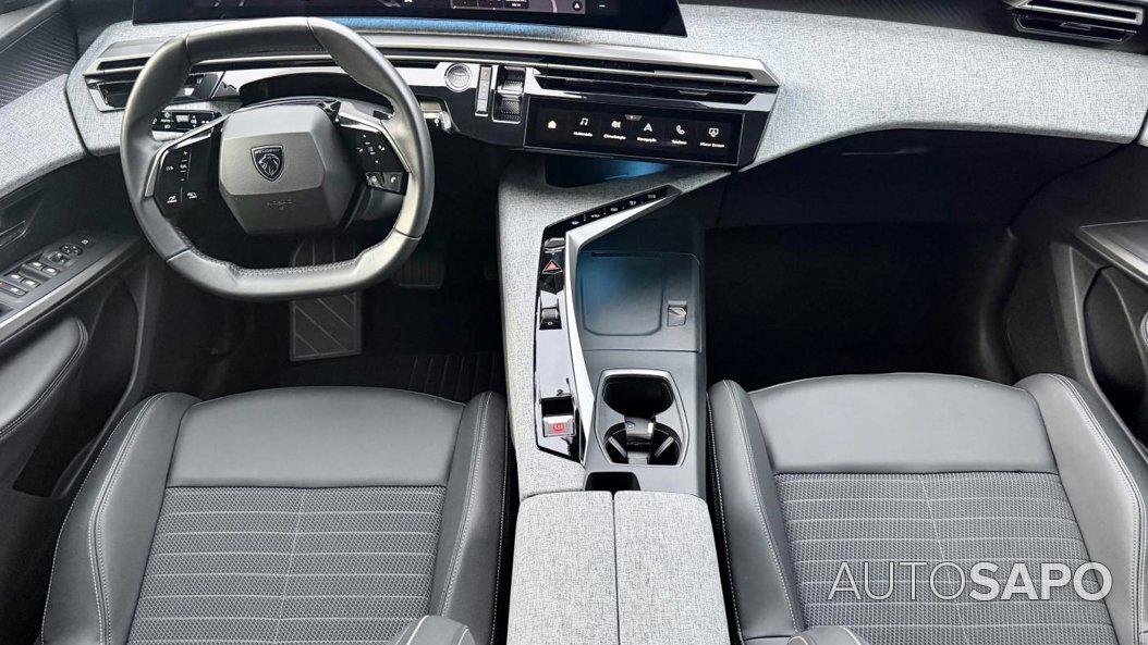 Peugeot 3008 1.6 Hybrid Allure Pack e-EAT8 de 2024