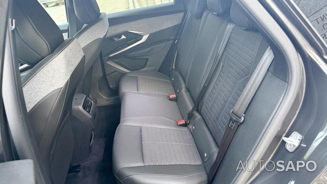 Peugeot 3008 1.6 Hybrid Allure Pack e-EAT8 de 2024