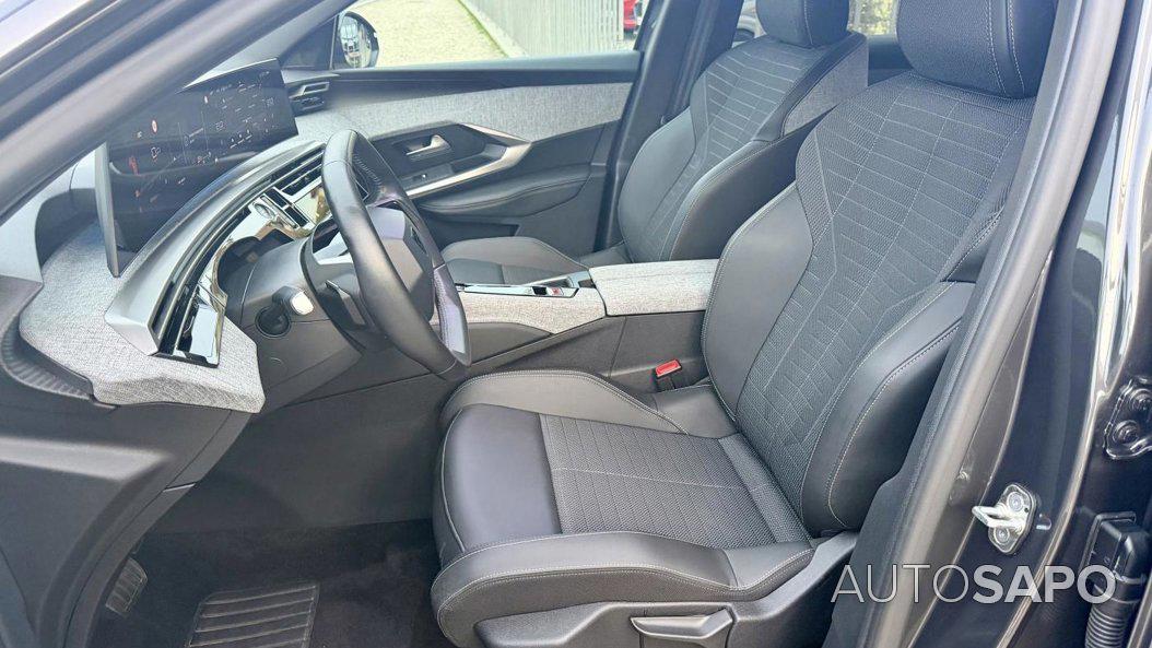 Peugeot 3008 1.6 Hybrid Allure Pack e-EAT8 de 2024