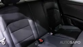 MG MG4 51 kWh Standard de 2025