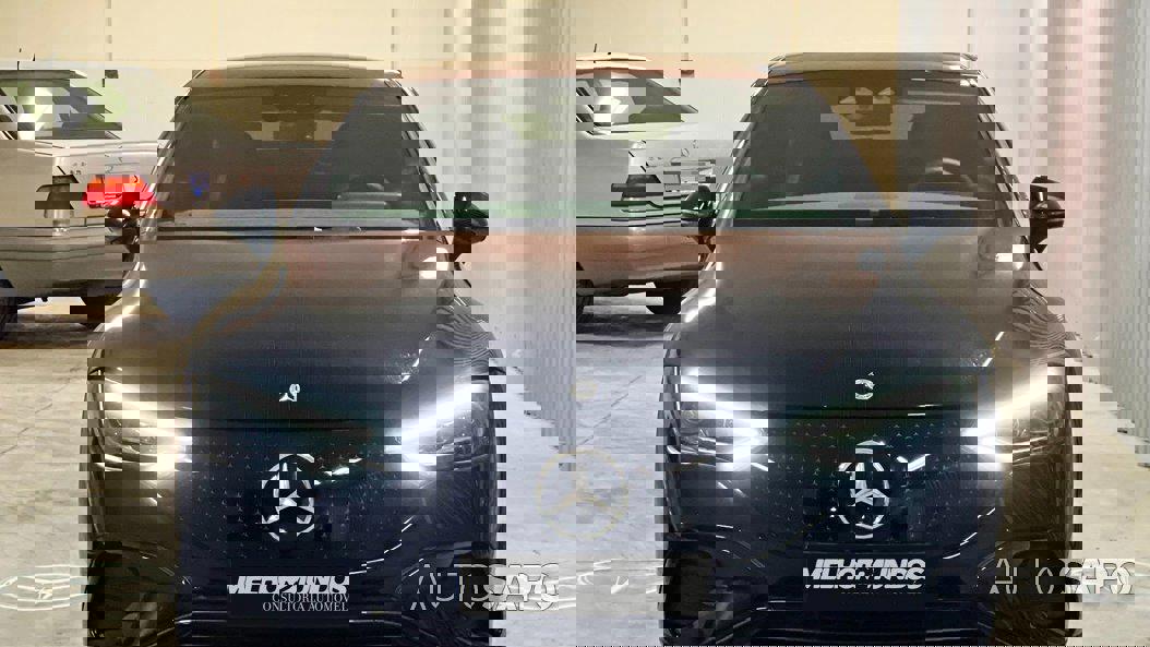 Mercedes-Benz EQE de 2024