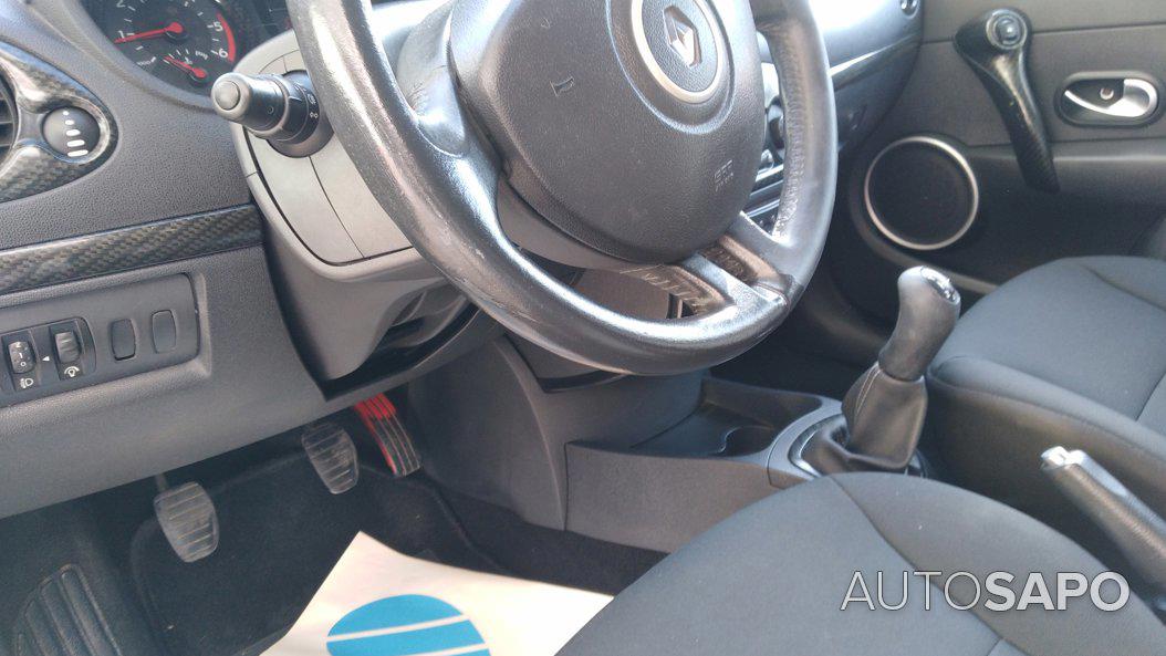 Renault Clio 1.5 dCi Confort Authentique de 2006
