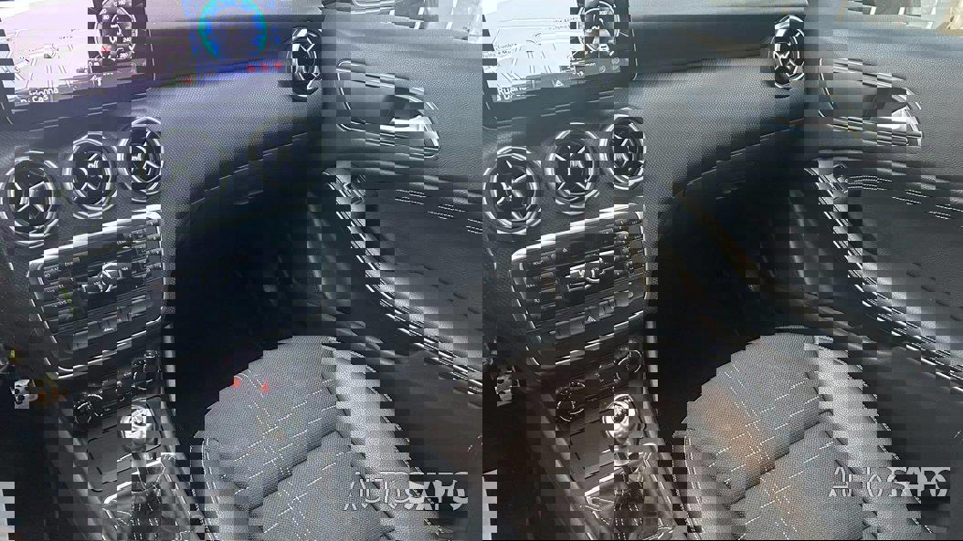 Mercedes-Benz Classe A 180 CDi B.E. Urban de 2013