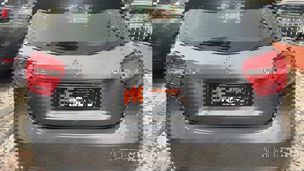 Mercedes-Benz Classe A 180 CDi B.E. Urban de 2013