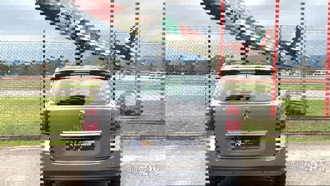 Renault Laguna 1.5 dCi Dynamique S de 2011