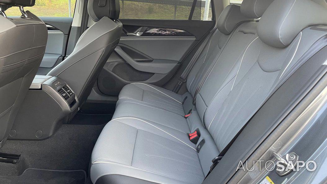 Volkswagen Passat 1.5 TSI de 2024