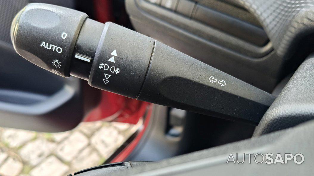 Peugeot 2008 1.2 PureTech Allure de 2016