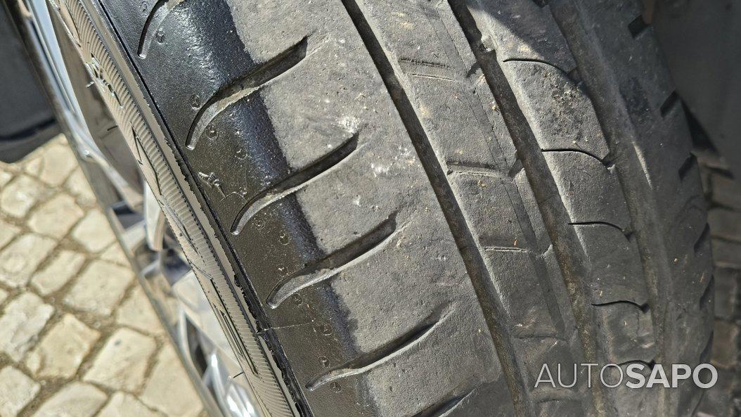 Peugeot 2008 1.2 PureTech Allure de 2016