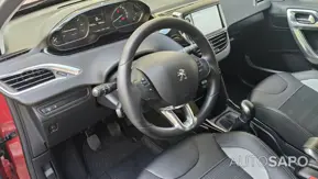Peugeot 2008 1.2 PureTech Allure de 2016