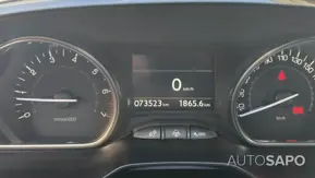 Peugeot 2008 1.2 PureTech Allure de 2016