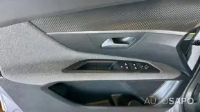 Peugeot 3008 1.2 PureTech Active Pack de 2021