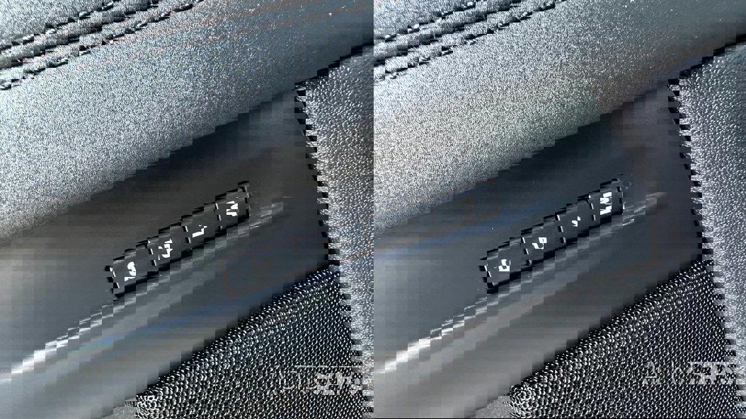 Land Rover Range Rover Evoque 1.5 P300e AWD R-Dynamic S Auto de 2021