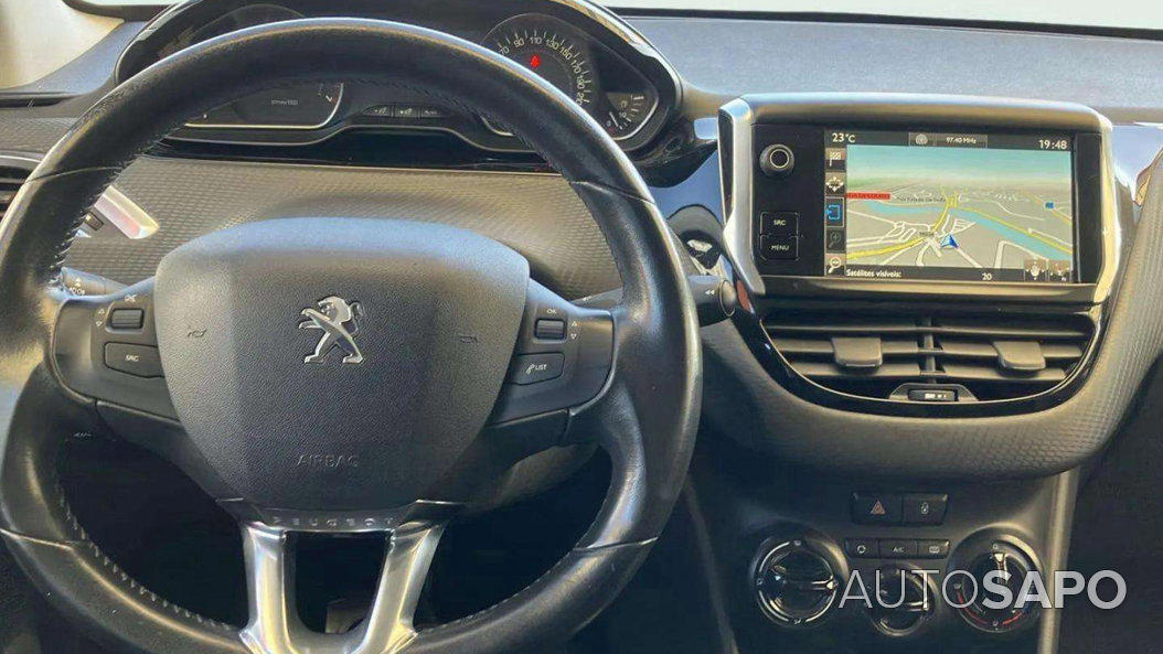 Peugeot 2008 1.2 PureTech Style de 2017