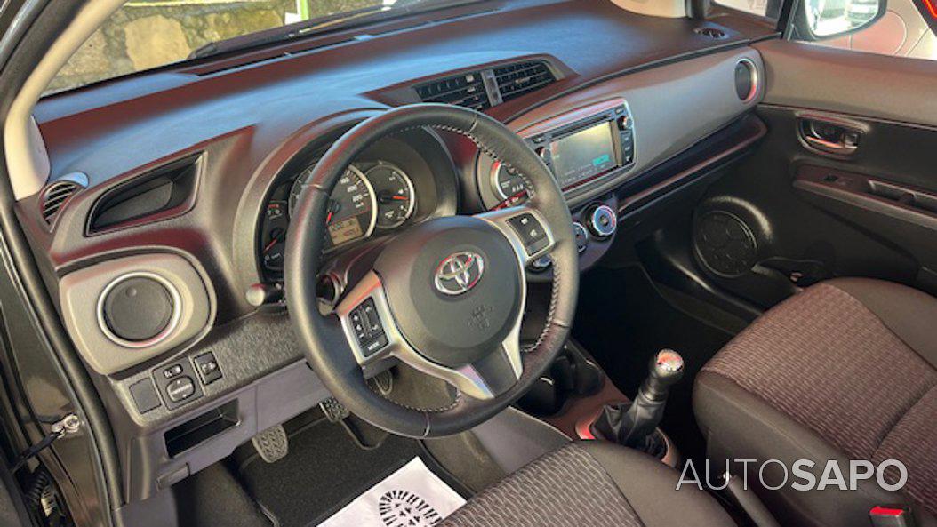 Toyota Yaris 1.0 Terra DA+ABS+CD+AC de 2014