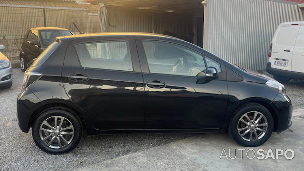 Toyota Yaris 1.0 Terra DA+ABS+CD+AC de 2014