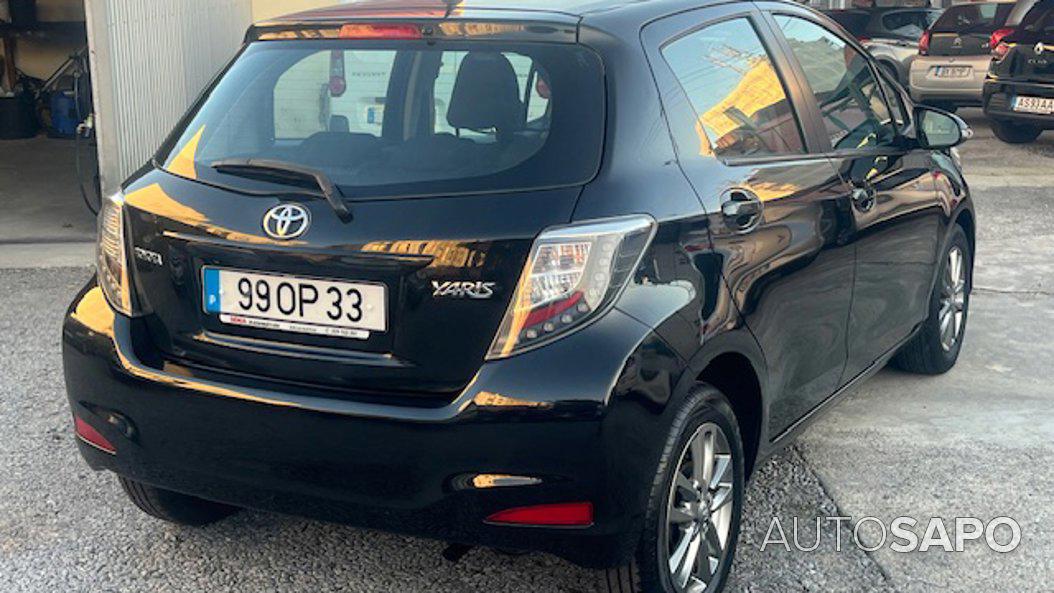Toyota Yaris 1.0 Terra DA+ABS+CD+AC de 2014