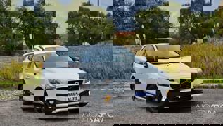 Volvo V40 Cross Country 1.6 D2 Kinetic de 2015