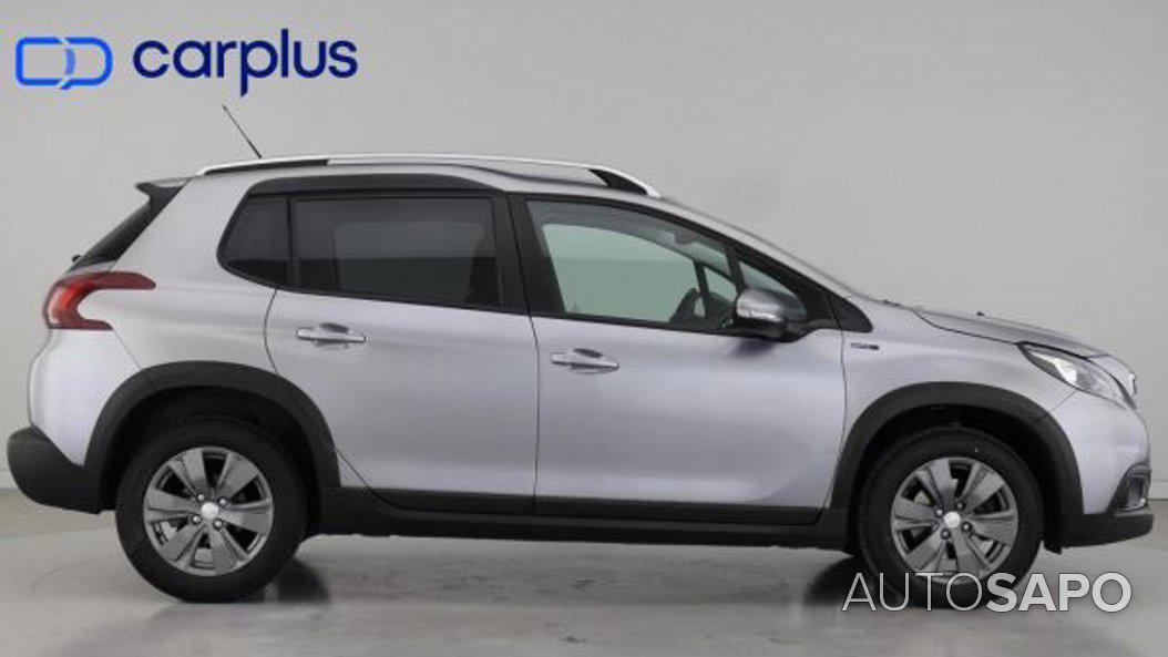 Peugeot 2008 1.2 PureTech Signature de 2019