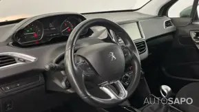 Peugeot 2008 1.2 PureTech Signature de 2019