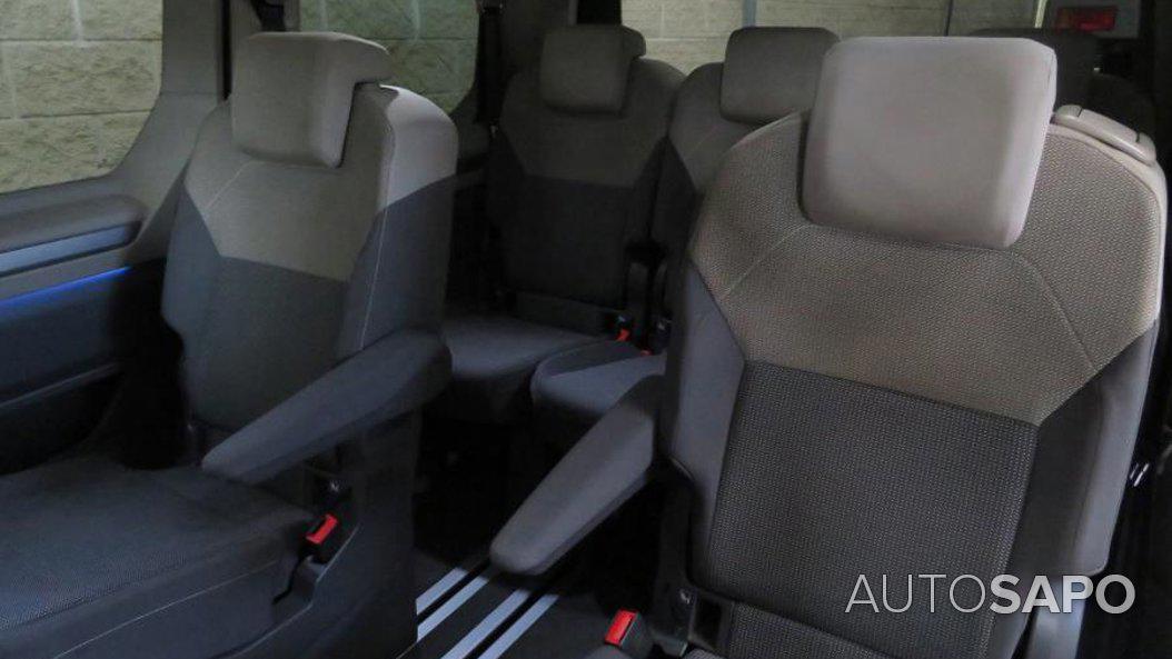 Volkswagen Multivan 2.0 TDI Highline DSG de 2024