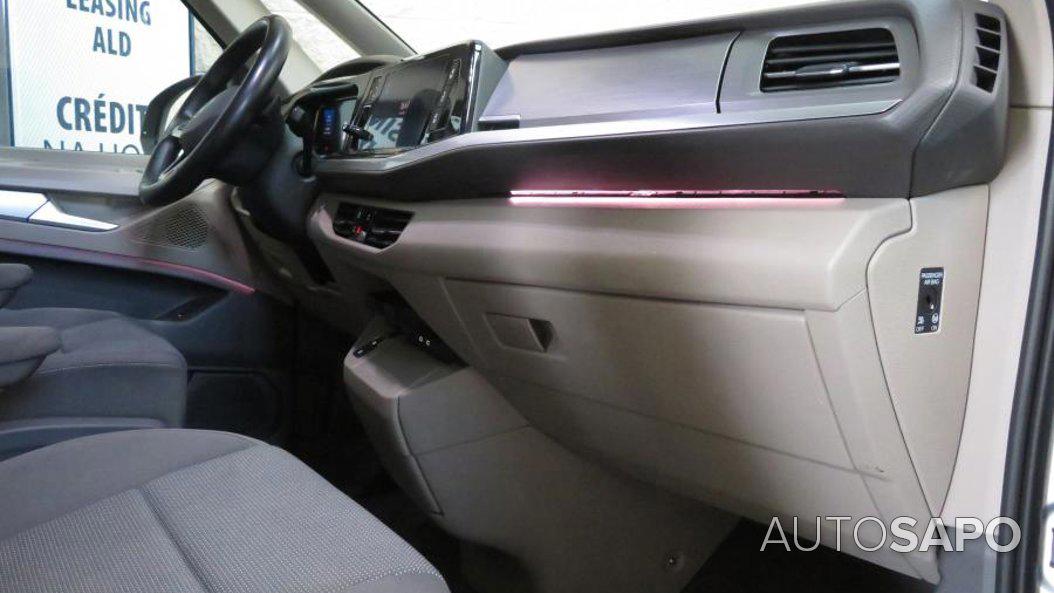 Volkswagen Multivan 2.0 TDI Highline DSG de 2024