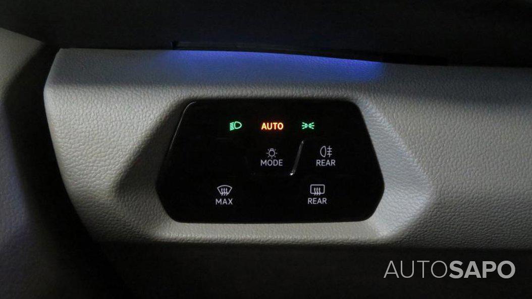 Volkswagen Multivan 2.0 TDI Highline DSG de 2024