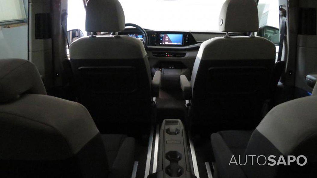 Volkswagen Multivan 2.0 TDI Highline DSG de 2024