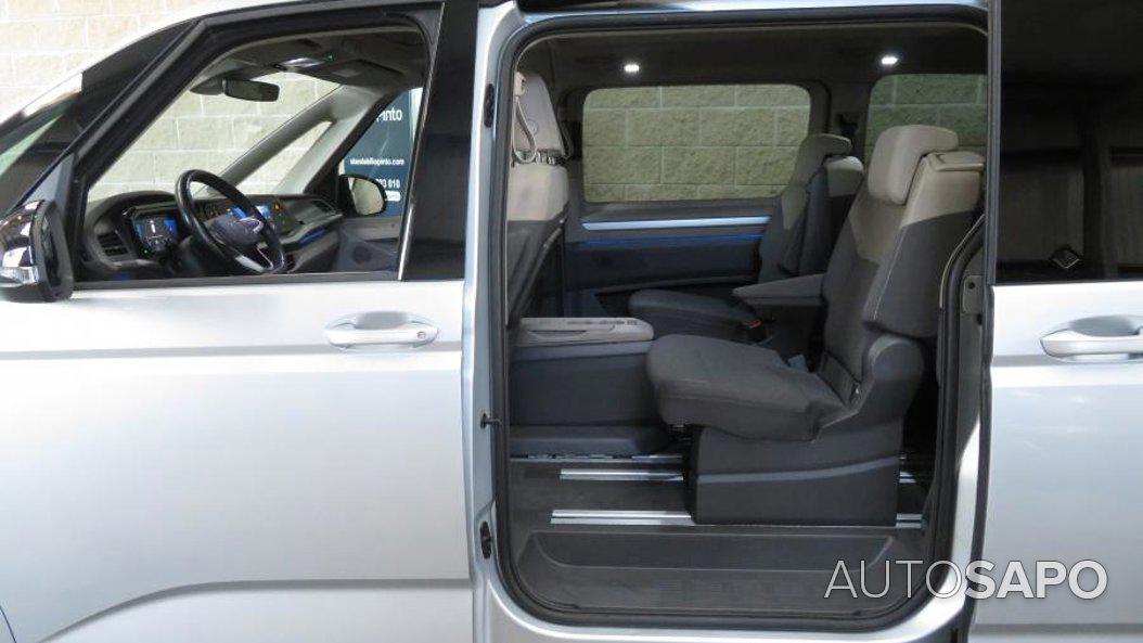 Volkswagen Multivan 2.0 TDI Highline DSG de 2024