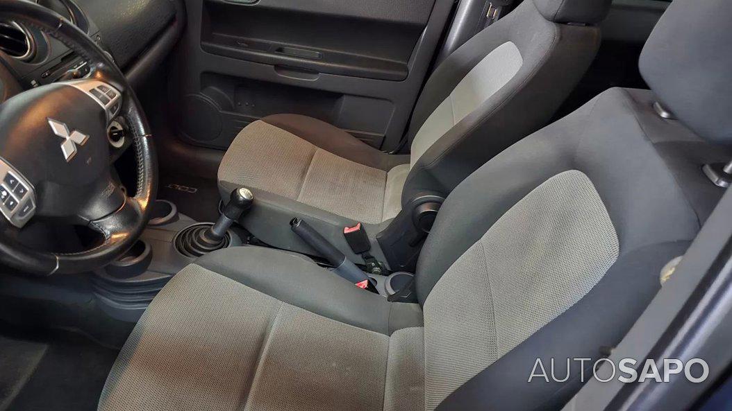 Mitsubishi Colt 1.3 Invite de 2013