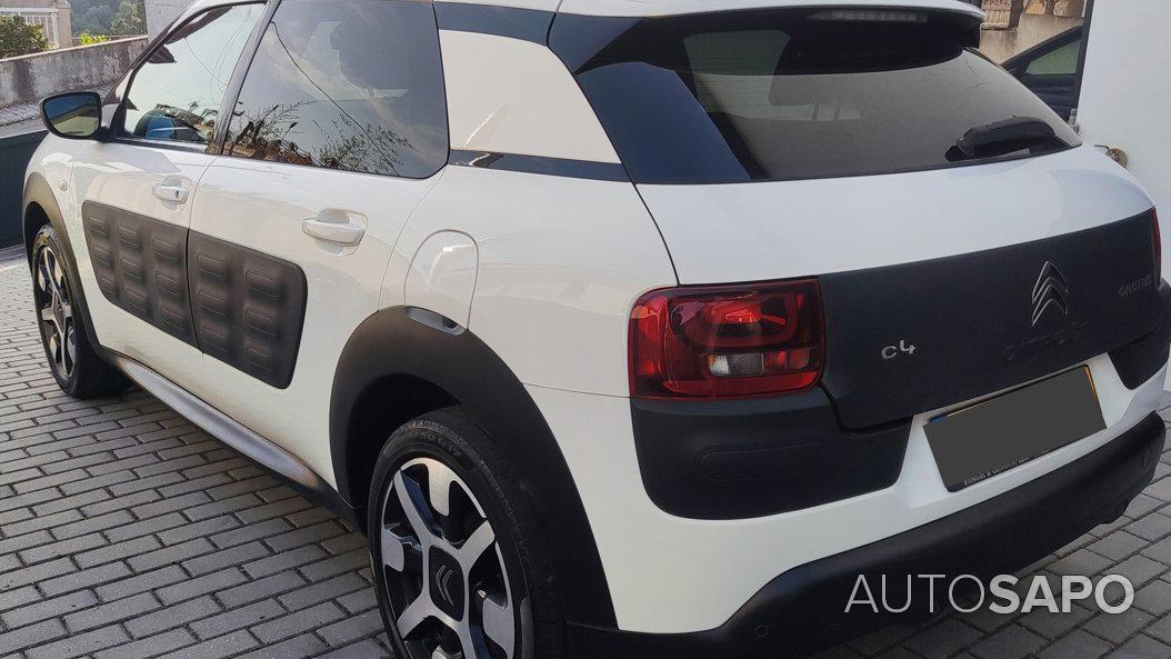 Citroen C4 Cactus 1.2 PureTech Live de 2016