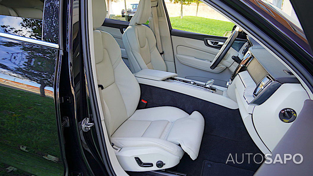 Volvo XC60 2.0 T6 PHEV Inscription AWD de 2022