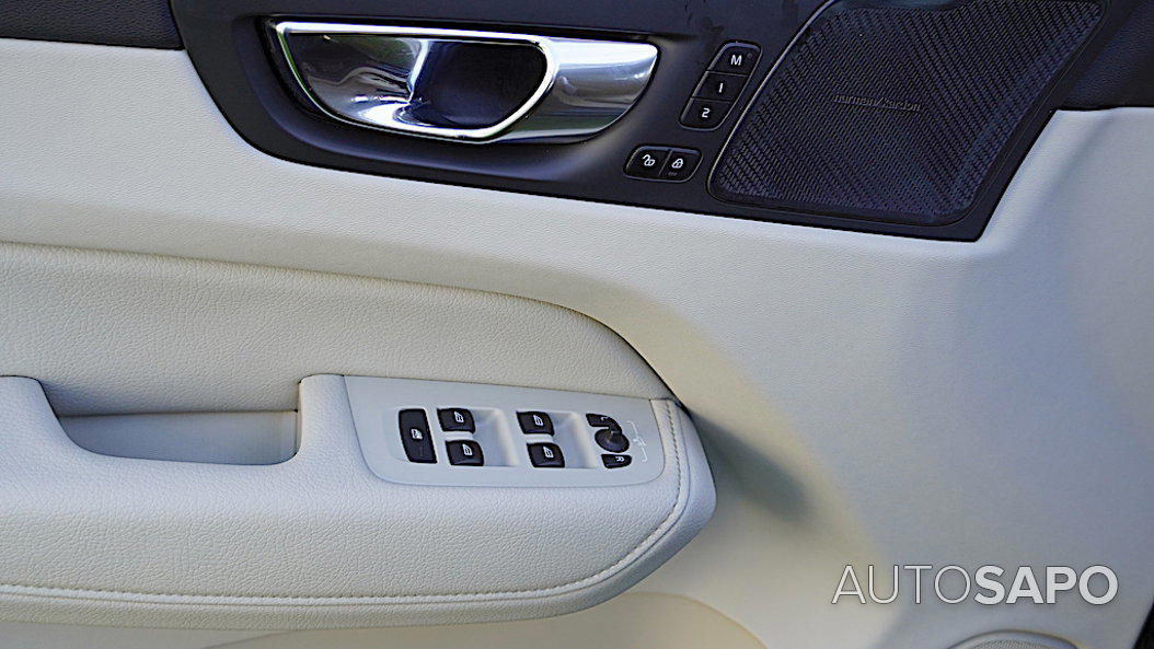 Volvo XC60 2.0 T6 PHEV Inscription AWD de 2022