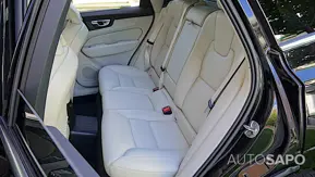 Volvo XC60 2.0 T6 PHEV Inscription AWD de 2022