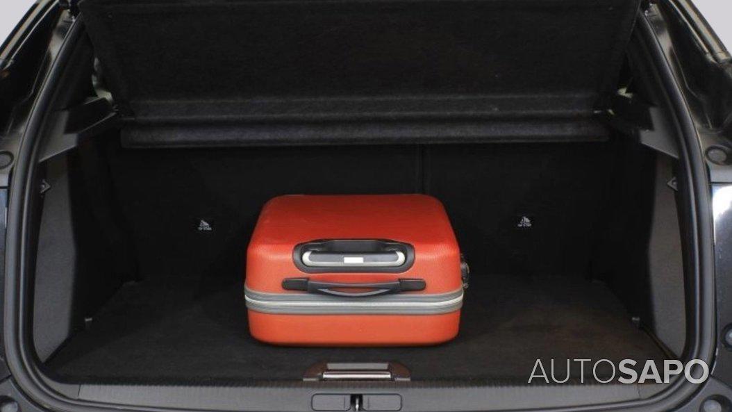 Peugeot 2008 1.2 PureTech Allure EAT8 de 2024