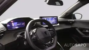 Peugeot 2008 1.2 PureTech Allure EAT8 de 2024