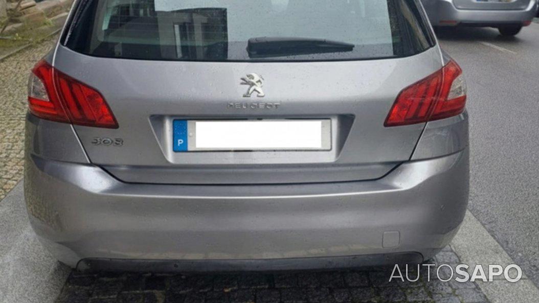 Peugeot 308 1.2 PureTech Allure de 2015