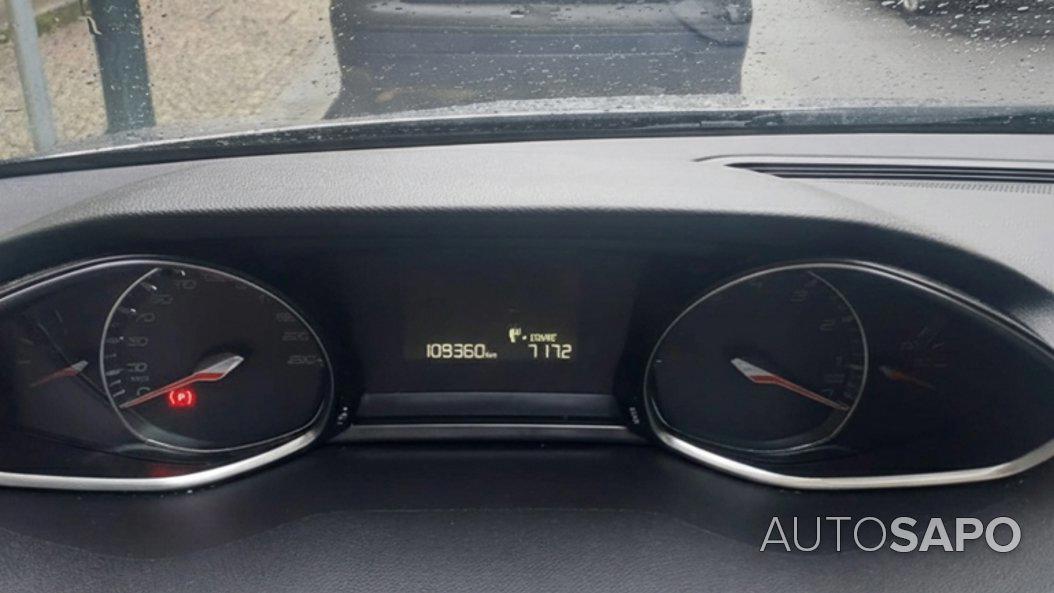 Peugeot 308 1.2 PureTech Allure de 2015