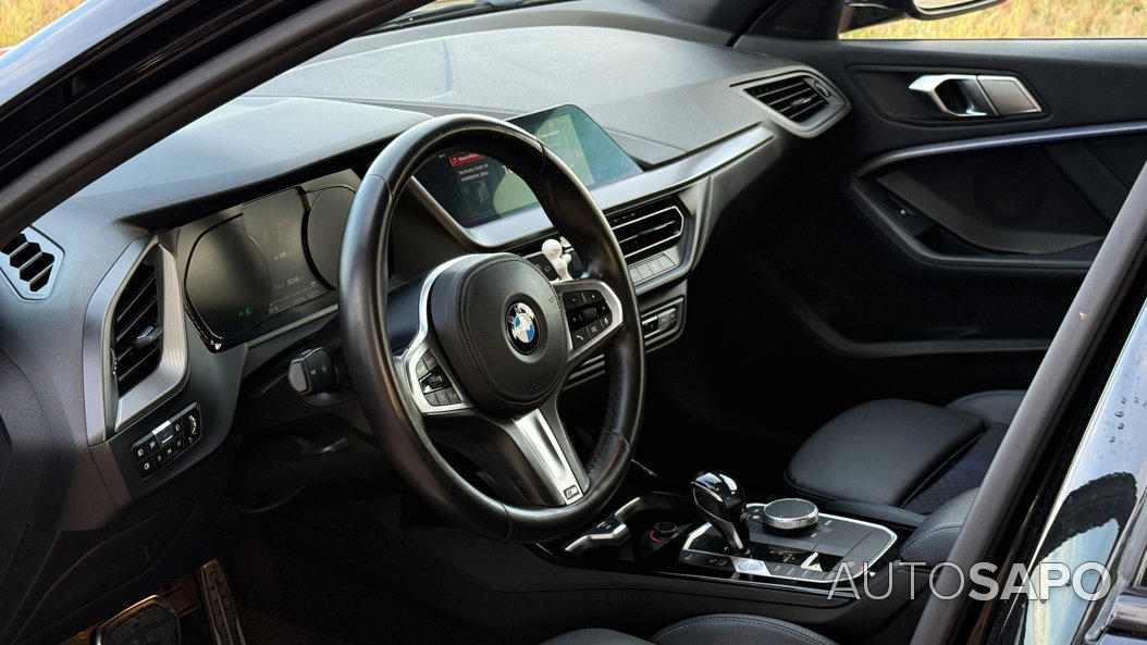 BMW Série 1 118 i Pack M Auto de 2021