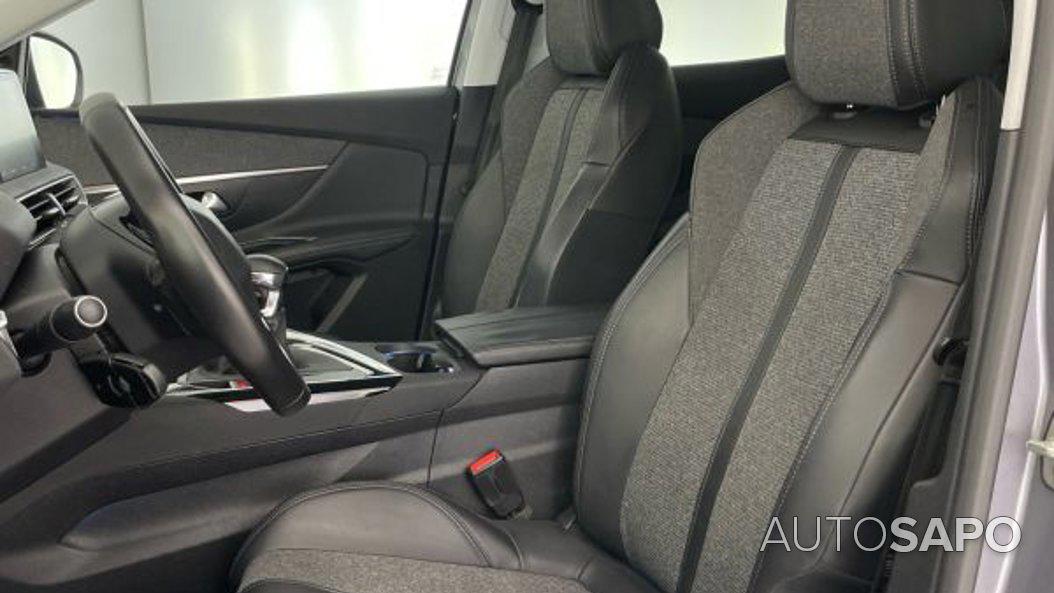 Peugeot 3008 1.2 PureTech Allure de 2018